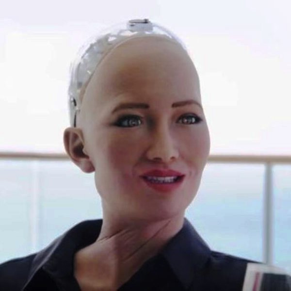 робот, Следующее ваше собеседование может быть с участием робота